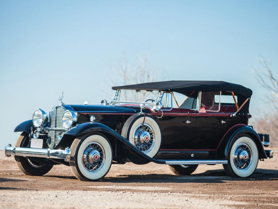  Packard Deluxe Eight Sport Phaeton 1932 года  (фото 1 из 9)